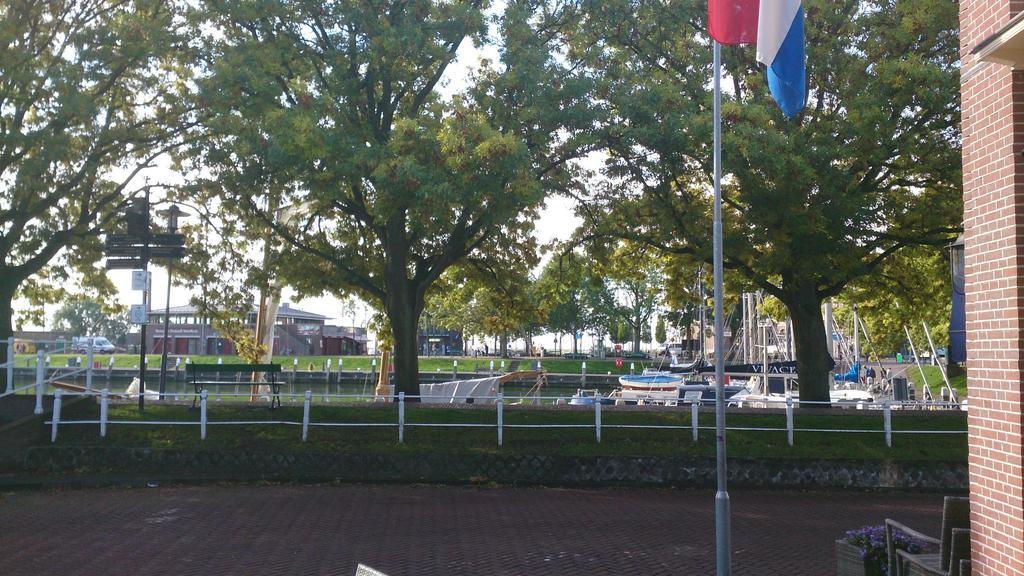 Herberg De Compagnie Enkhuizen Exteriör bild